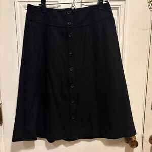 Banana Republic Black Button-Front A-Line Skirt - Size 6